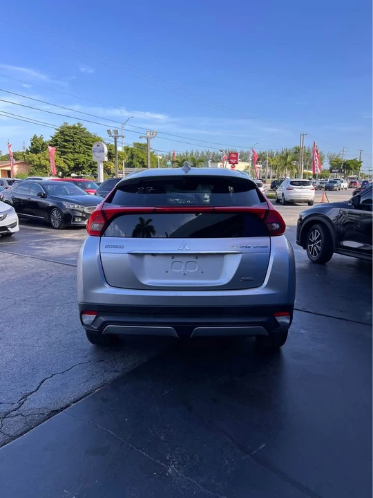 2019 Mitsubishi Eclipse Cross - Image 7 of 18