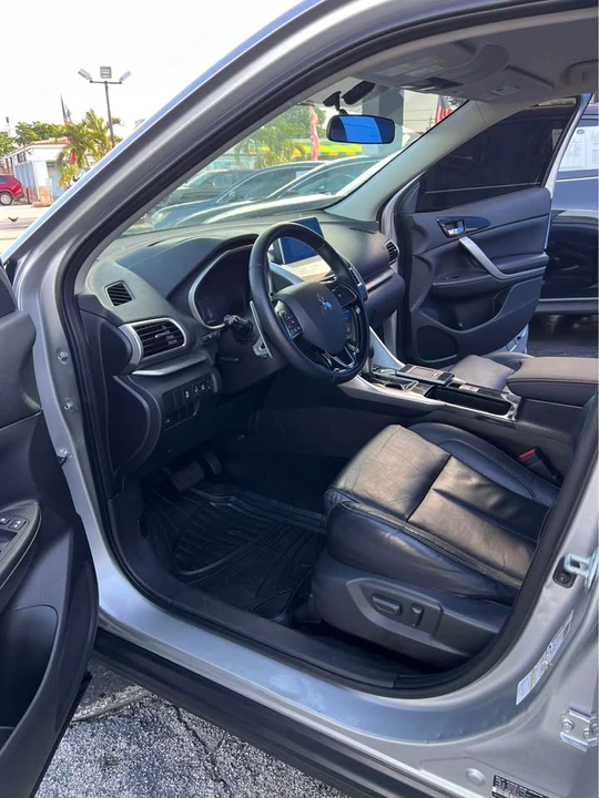 2019 Mitsubishi Eclipse Cross - Image 15 of 18