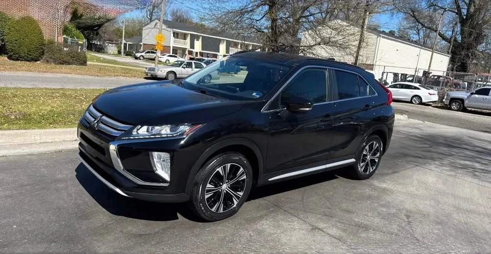 2019 Mitsubishi Eclipse Cross - Image 3 of 20