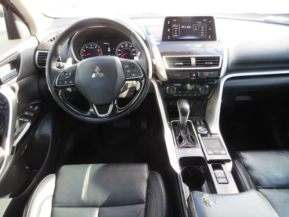 2019 Mitsubishi Eclipse Cross - Image 11 of 20