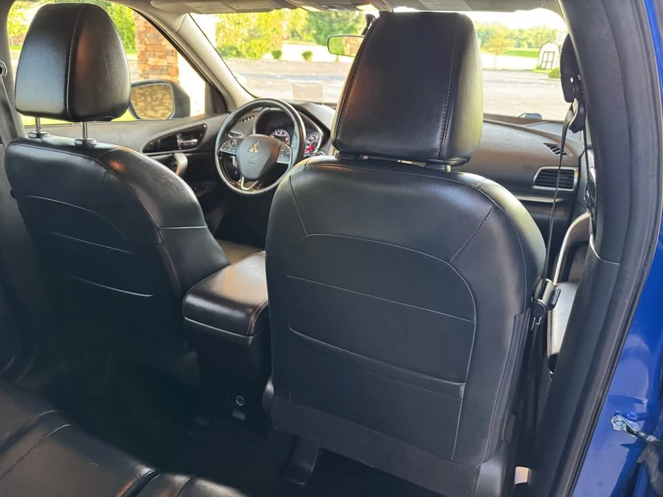 2019 Mitsubishi Eclipse Cross - Image 14 of 19