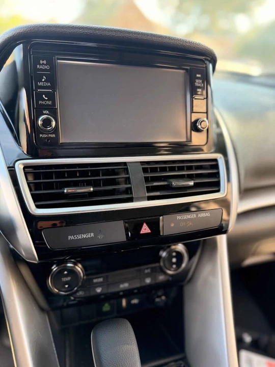 2019 Mitsubishi Eclipse Cross - Image 13 of 20