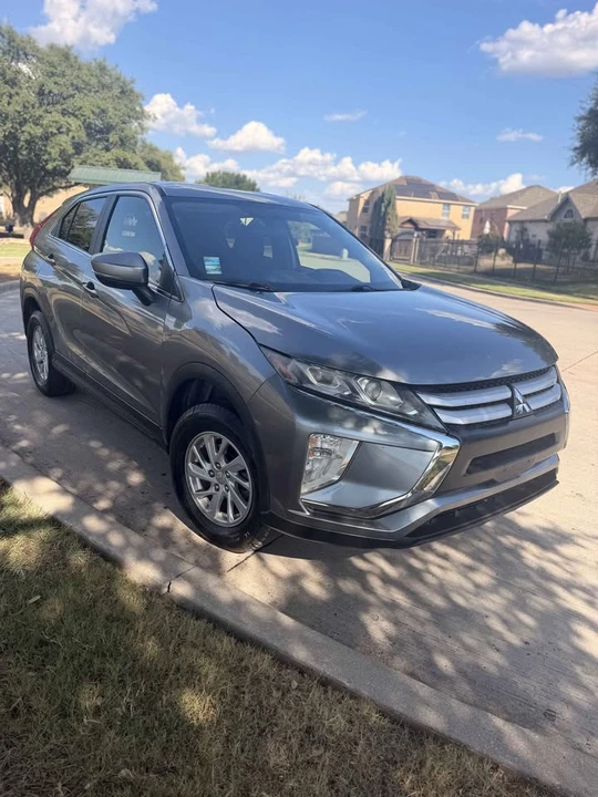 2019 Mitsubishi Eclipse Cross - Image 11 of 20