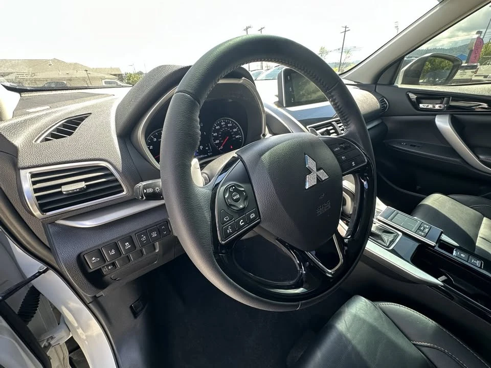 2019 Mitsubishi Eclipse Cross - Image 9 of 20