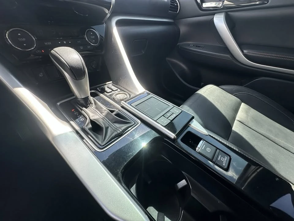 2019 Mitsubishi Eclipse Cross - Image 5 of 20