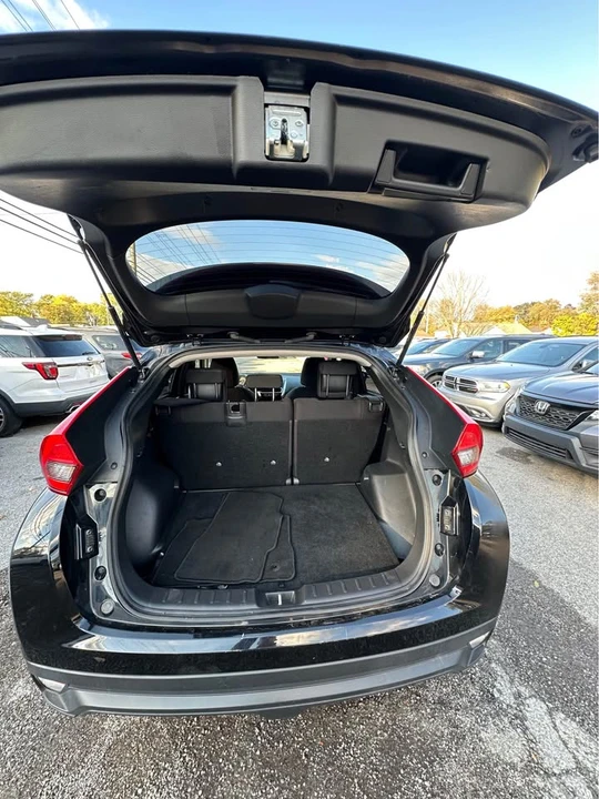 2019 Mitsubishi Eclipse Cross - Image 17 of 21