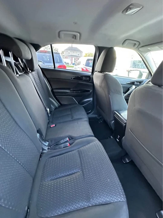2019 Mitsubishi Eclipse Cross - Image 11 of 21