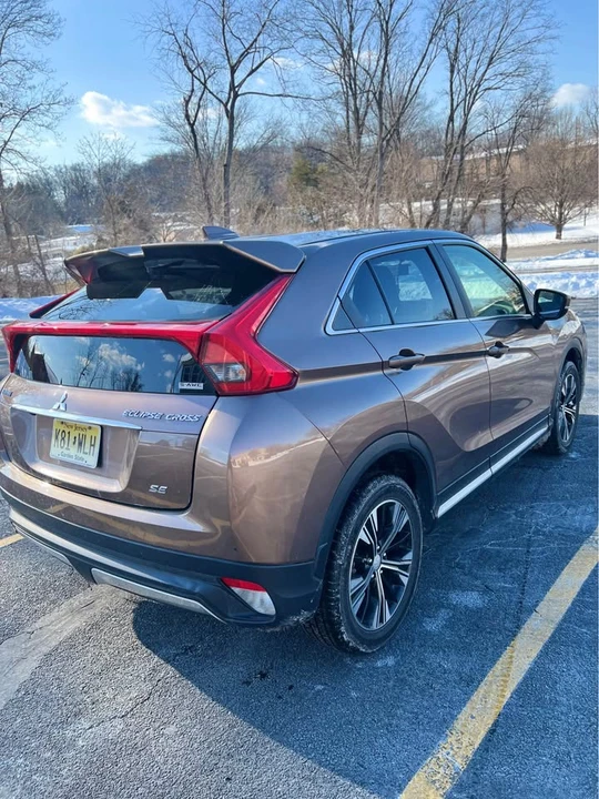 2019 Mitsubishi Eclipse Cross - Image 3 of 8