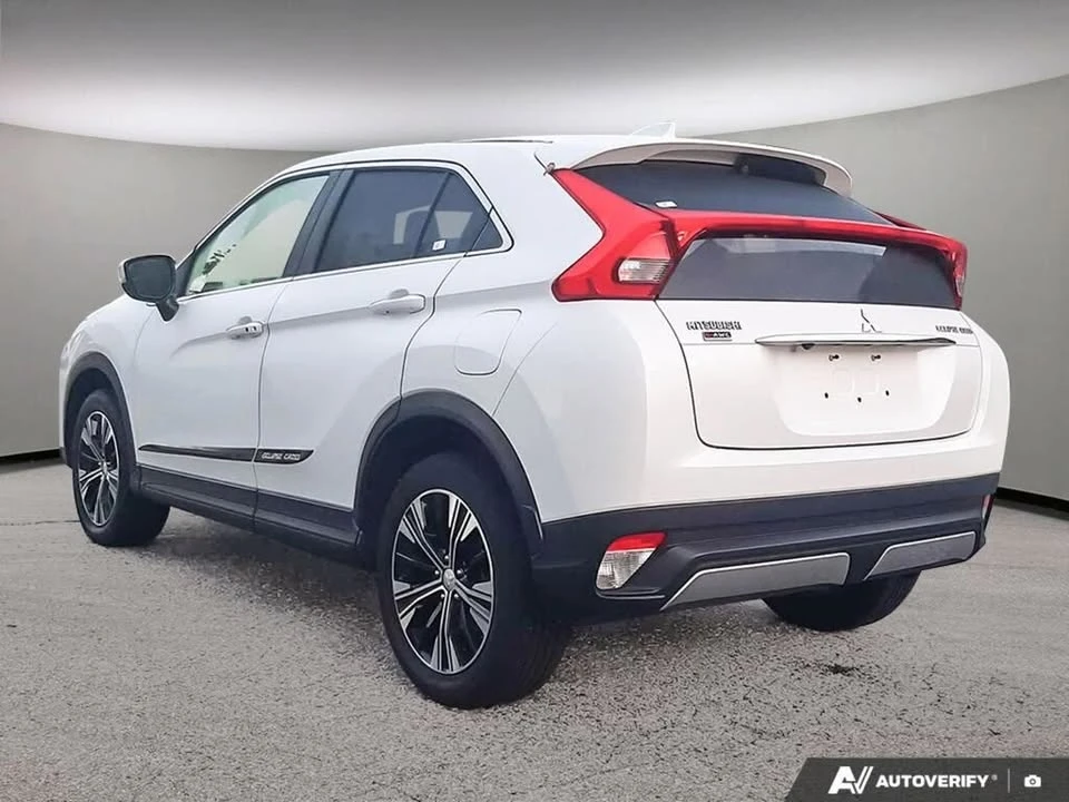 2019 Mitsubishi Eclipse Cross - Image 4 of 18