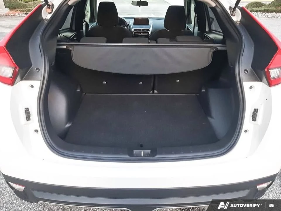 2019 Mitsubishi Eclipse Cross - Image 6 of 18
