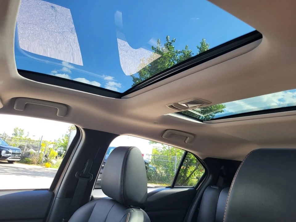 2019 Mitsubishi Eclipse Cross - Image 12 of 19