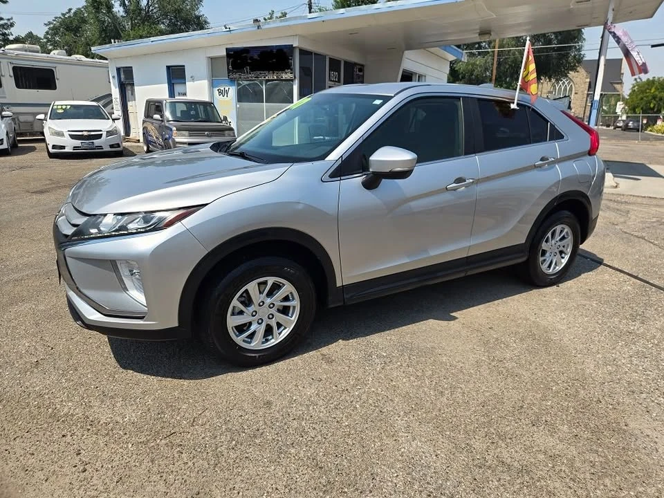 2019 Mitsubishi Eclipse Cross - Image 2 of 10