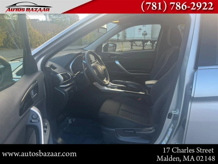 2019 Mitsubishi Eclipse - Image 10 of 16