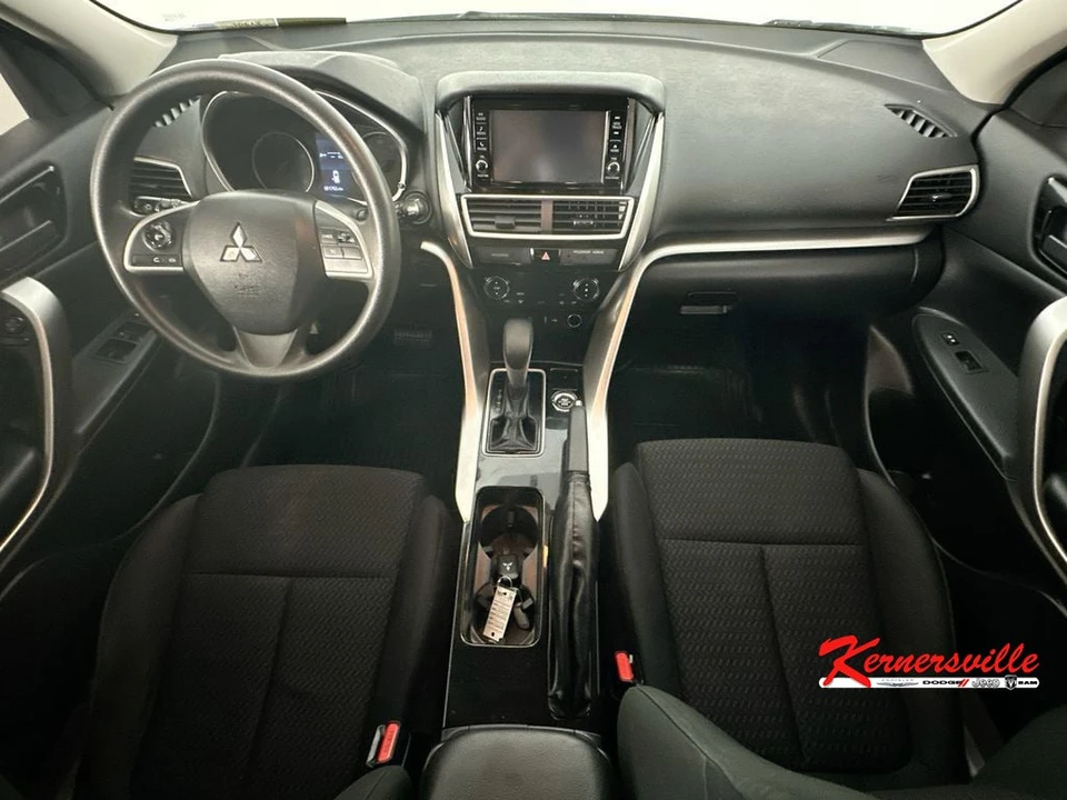 2019 Mitsubishi Eclipse Cross - Image 10 of 24