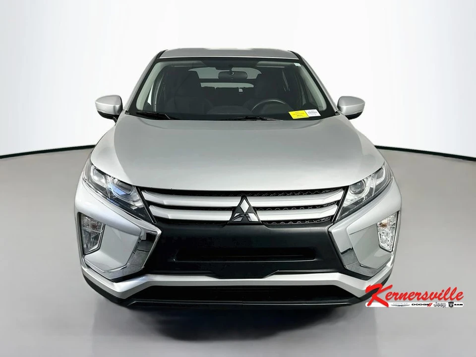 2019 Mitsubishi Eclipse Cross - Image 2 of 24