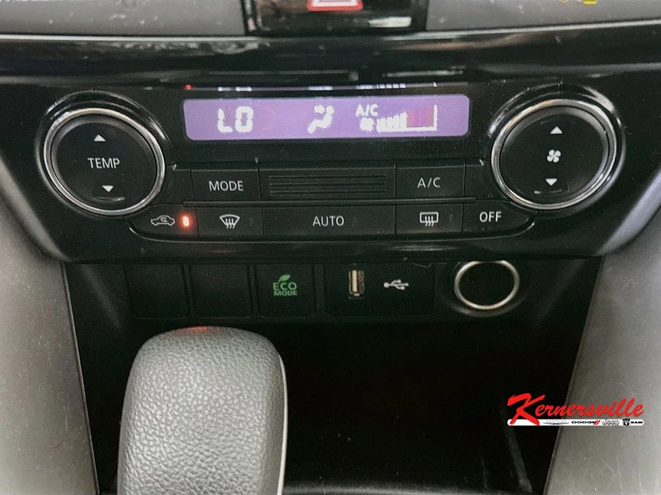 2019 Mitsubishi Eclipse Cross - Image 17 of 24