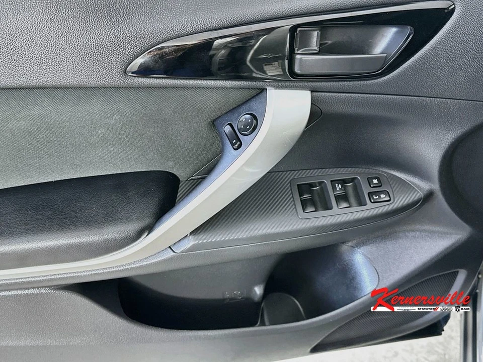 2019 Mitsubishi Eclipse Cross - Image 22 of 24