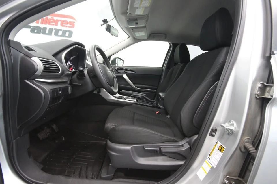 2019 Mitsubishi Eclipse - Image 12 of 15