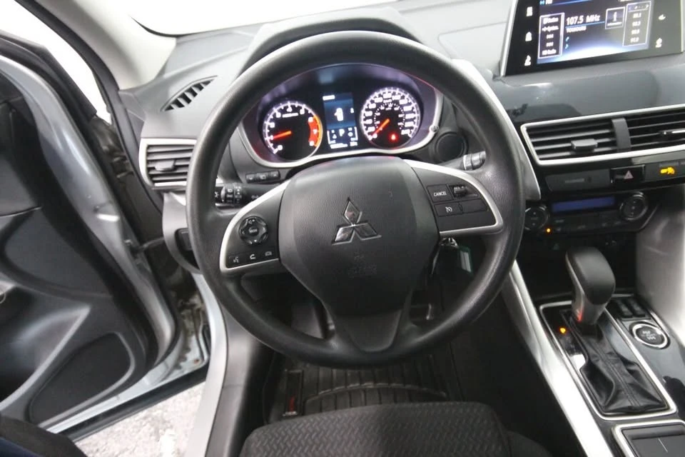 2019 Mitsubishi Eclipse - Image 15 of 15