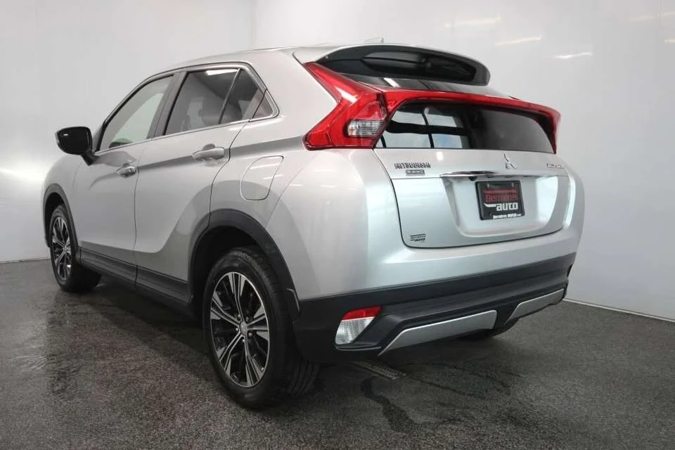 2019 Mitsubishi Eclipse Cross - Image 10 of 15