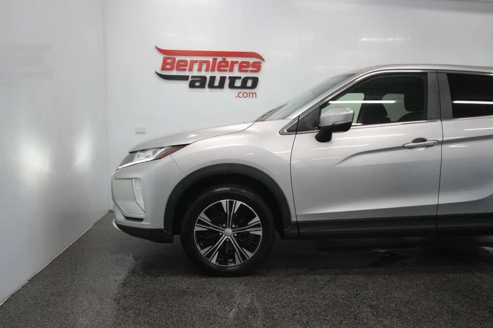 2019 Mitsubishi Eclipse Cross - Image 4 of 15
