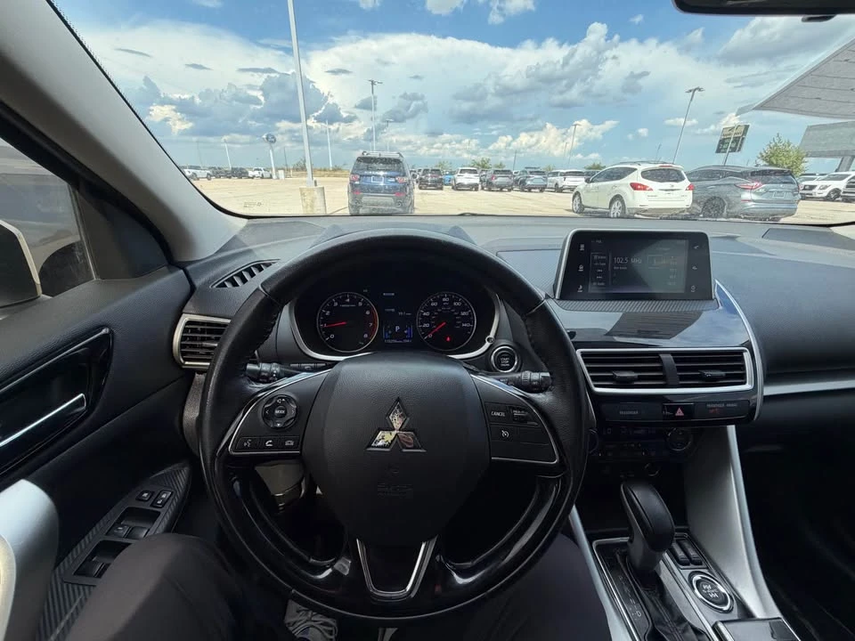 2019 Mitsubishi Eclipse - Image 6 of 12