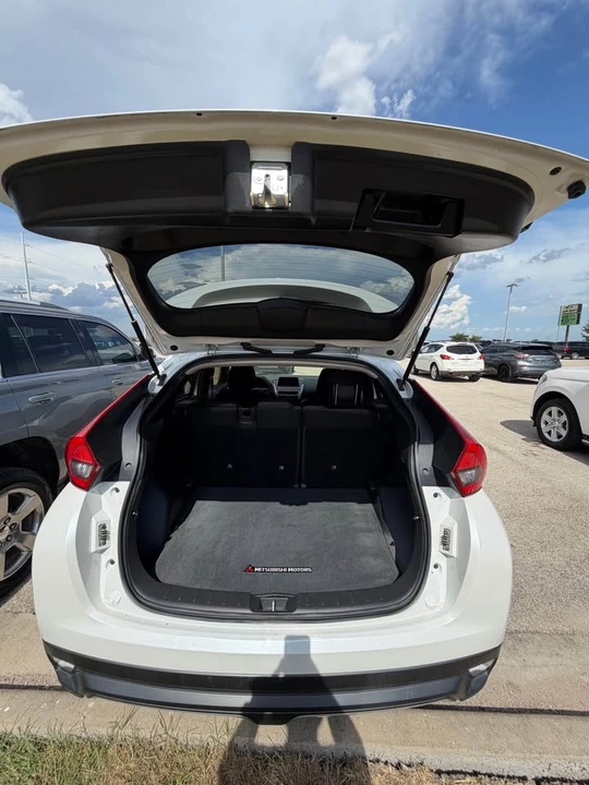 2019 Mitsubishi Eclipse - Image 12 of 12