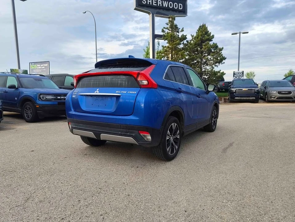 2019 Mitsubishi Eclipse - Image 5 of 7