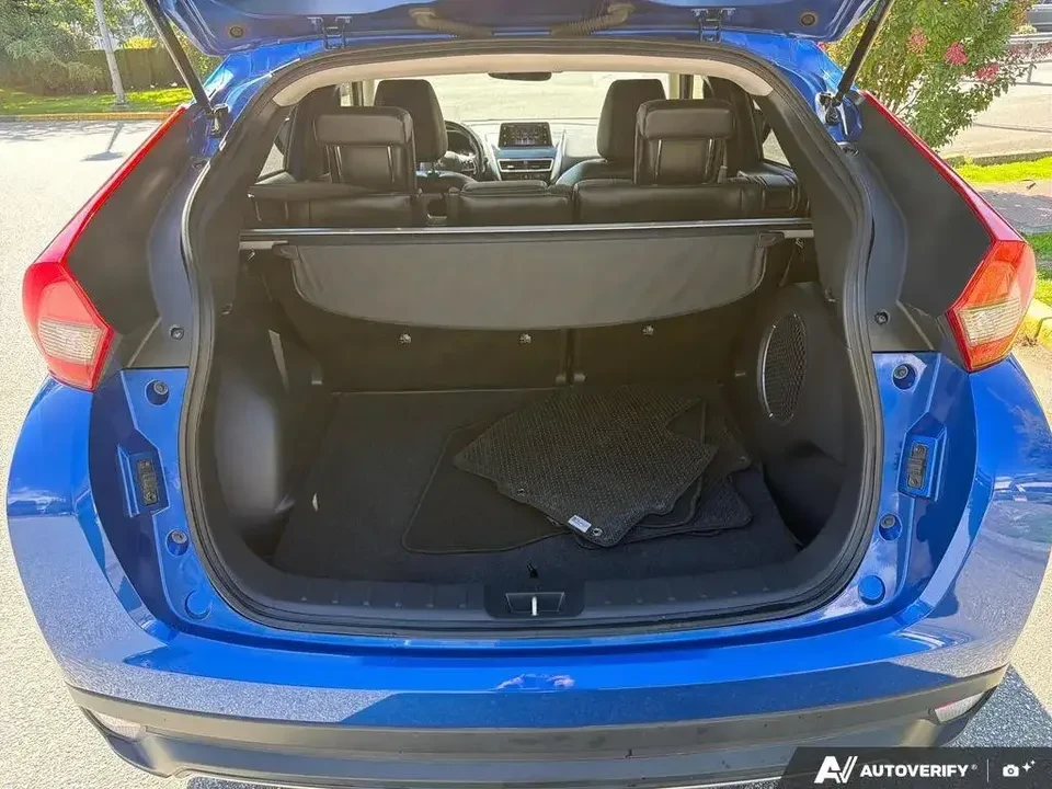 2019 Mitsubishi Eclipse Cross - Image 9 of 20