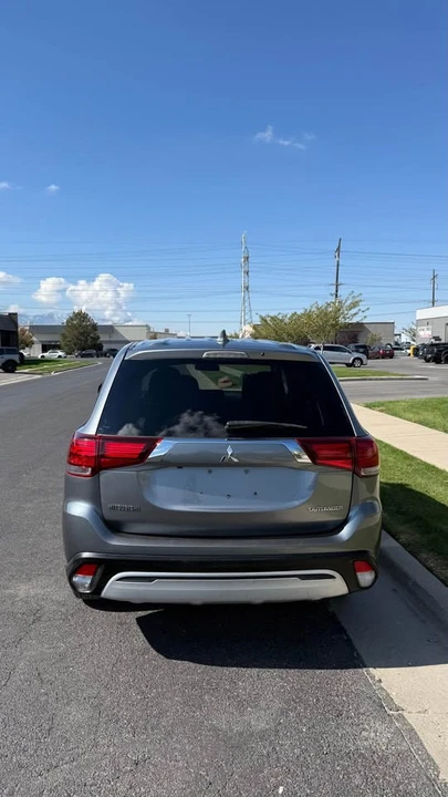 2019 Mitsubishi Outlander - Image 6 of 19