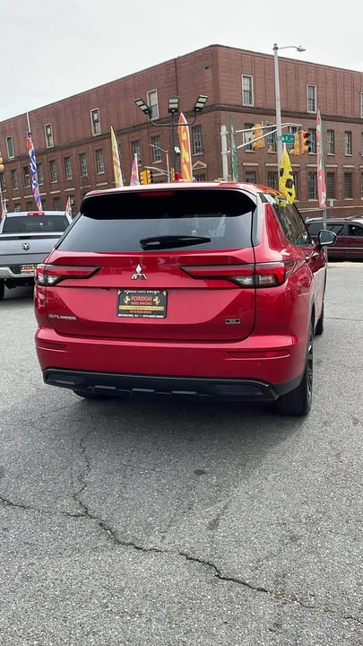 2019 Mitsubishi Outlander - Image 8 of 8