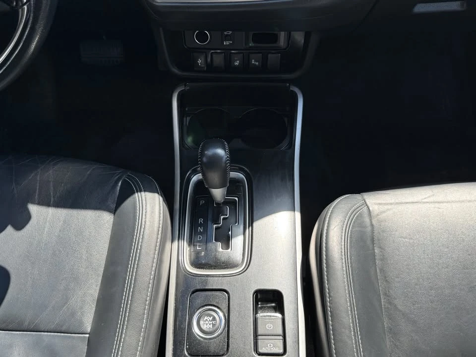 2019 Mitsubishi Outlander - Image 14 of 16