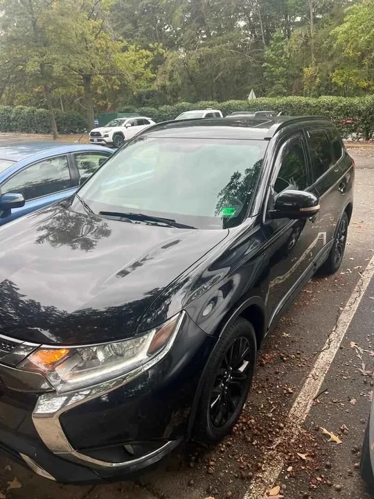 2019 Mitsubishi Outlander - Image 3 of 20