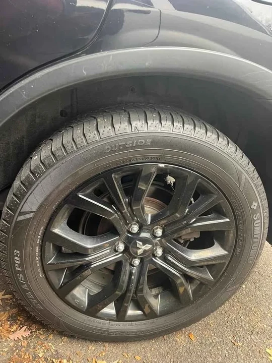 2019 Mitsubishi Outlander - Image 9 of 20