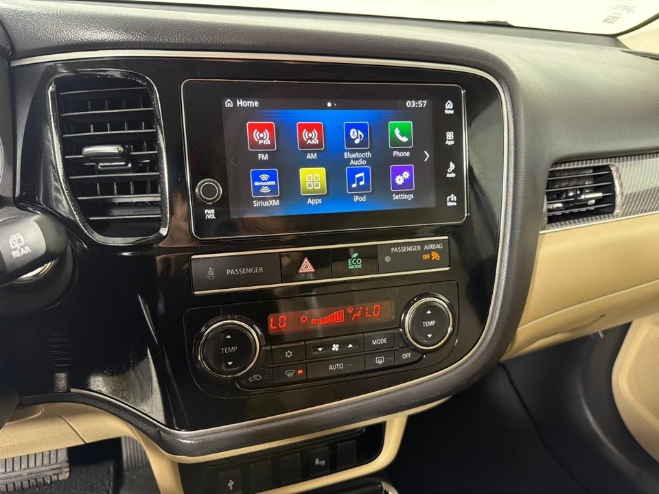 2019 Mitsubishi Outlander - Image 16 of 21