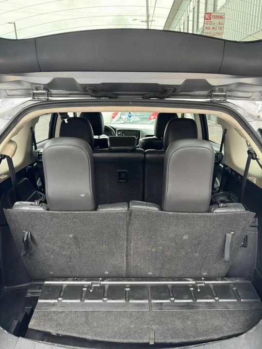 2019 Mitsubishi Outlander - Image 10 of 17