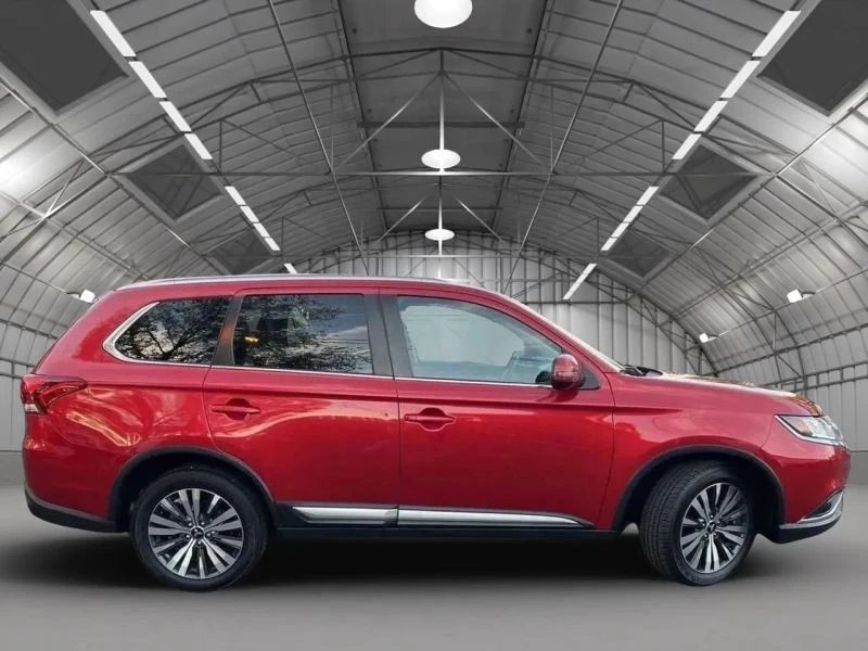 2019 Mitsubishi Outlander - Image 4 of 12