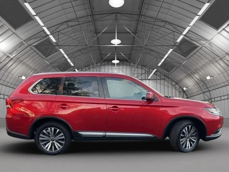 2019 Mitsubishi Outlander - Image 9 of 12