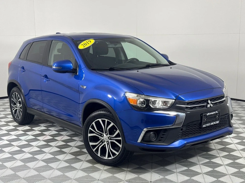 2019 Mitsubishi Outlander Sport - Image 2 of 12