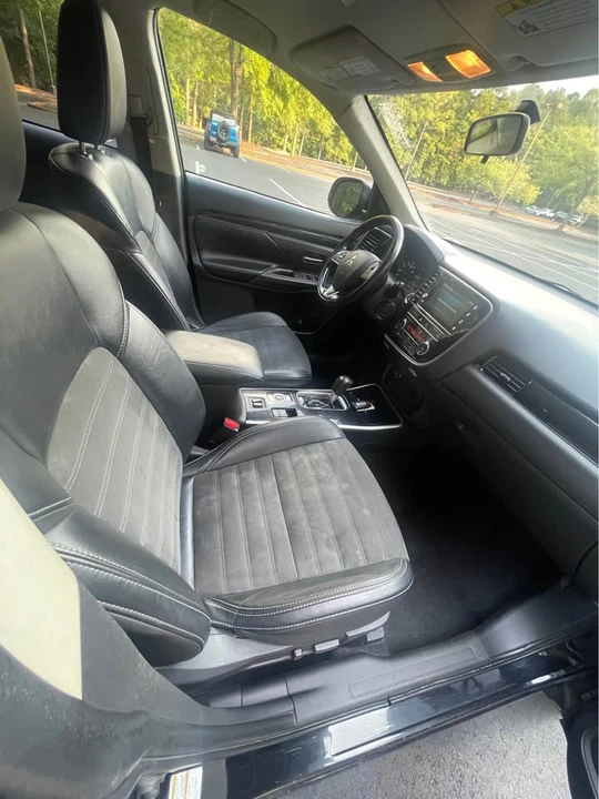 2019 Mitsubishi Outlander Sport - Image 20 of 21