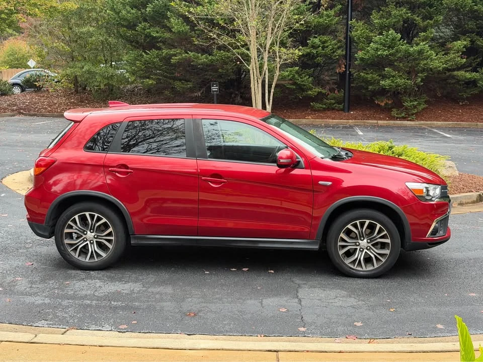 2019 Mitsubishi Outlander Sport - Image 4 of 16