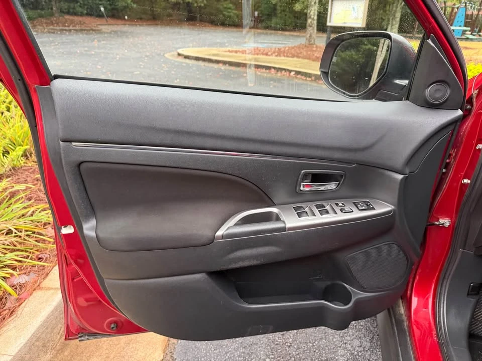 2019 Mitsubishi Outlander Sport - Image 8 of 16