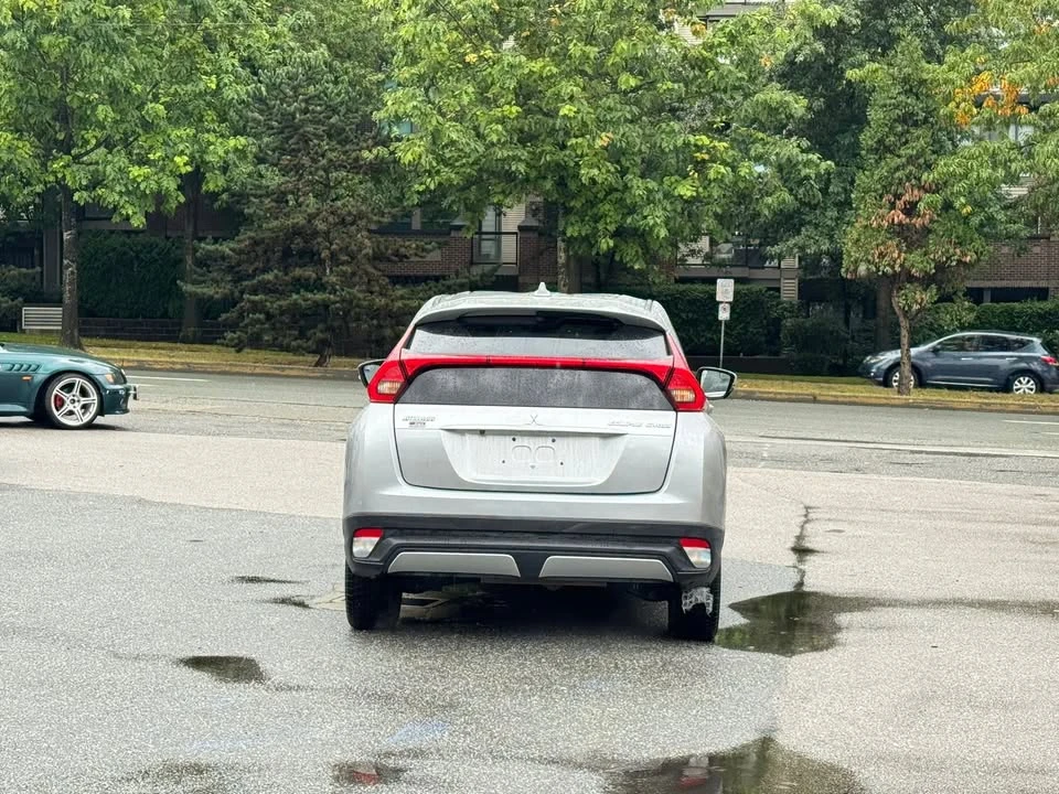2019 Mitsubishi Eclipse Cross - Image 5 of 14