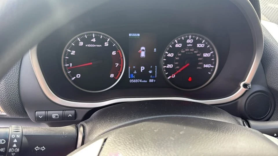 2019 Mitsubishi Eclipse - Image 6 of 6