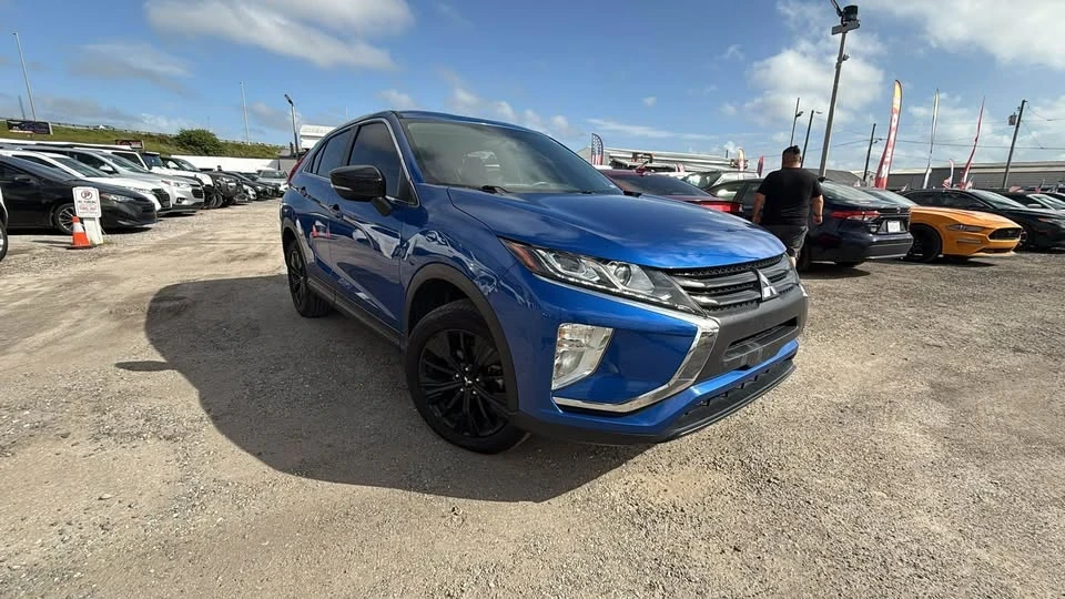 2019 Mitsubishi Eclipse - Image 2 of 6