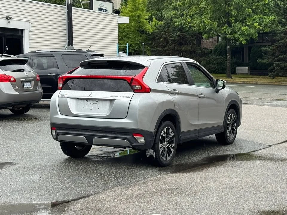 2019 Mitsubishi Eclipse - Image 5 of 14