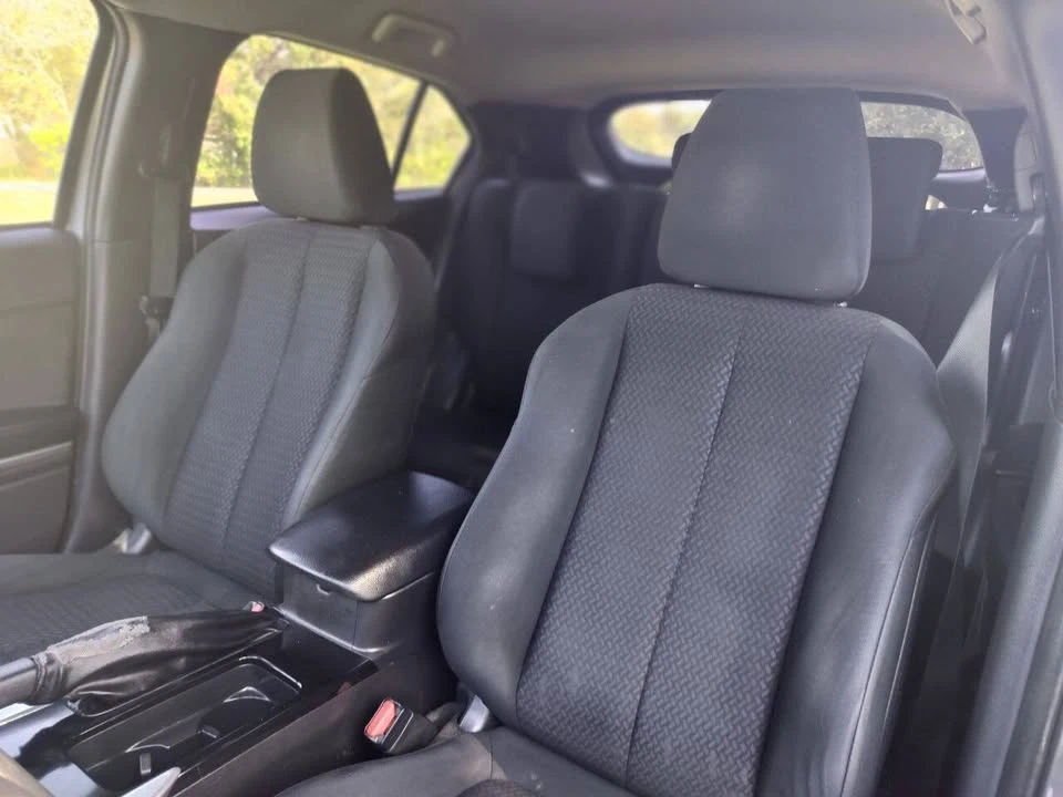 2019 Mitsubishi Eclipse Cross - Image 9 of 12