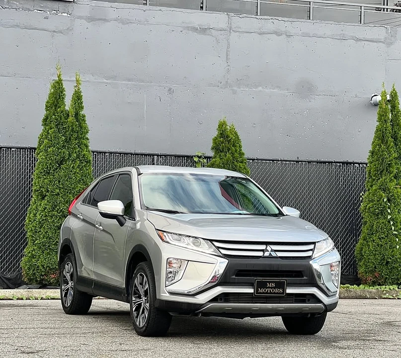 2019 Mitsubishi Eclipse - Image 4 of 10