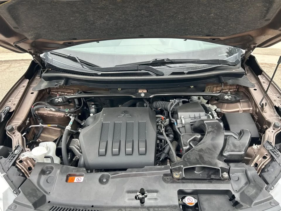 2019 Mitsubishi Eclipse - Image 20 of 20