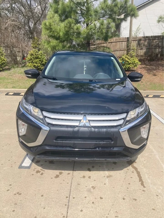2019 Mitsubishi Eclipse Cross - Image 2 of 8